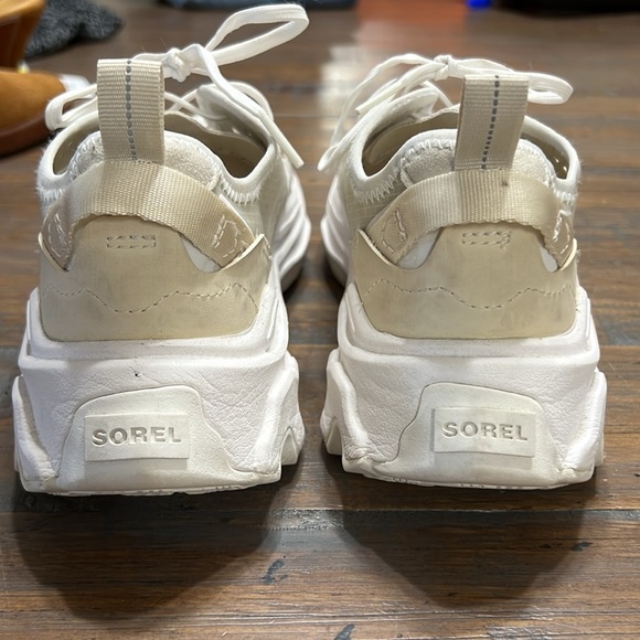 Sorel Women's Kinetic Breakthru Tech Lace Shoes Size 8 - Picture 3 of 9